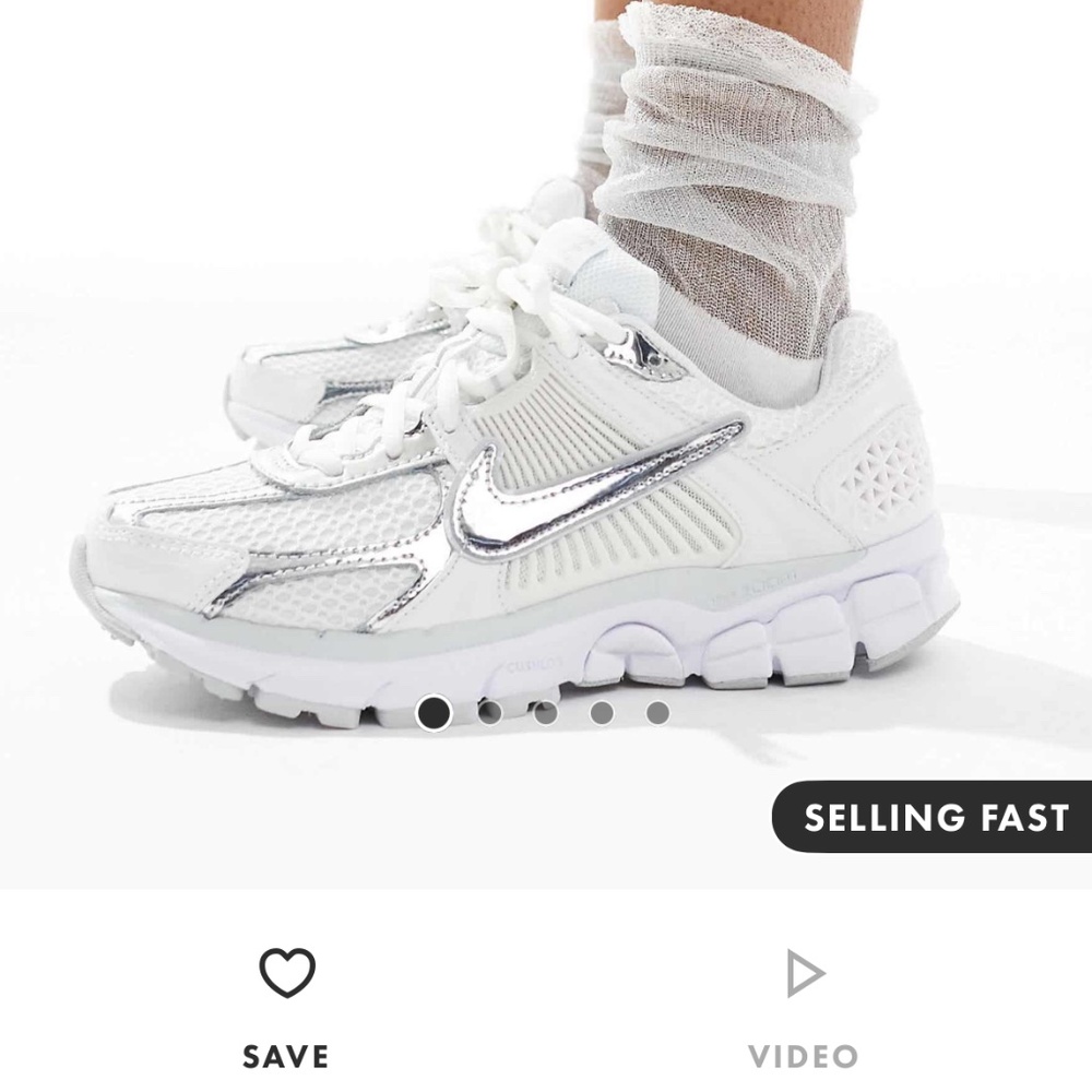 Brand New White/ Silver Nike Zoom Vomero 5 In Women’s Size 8